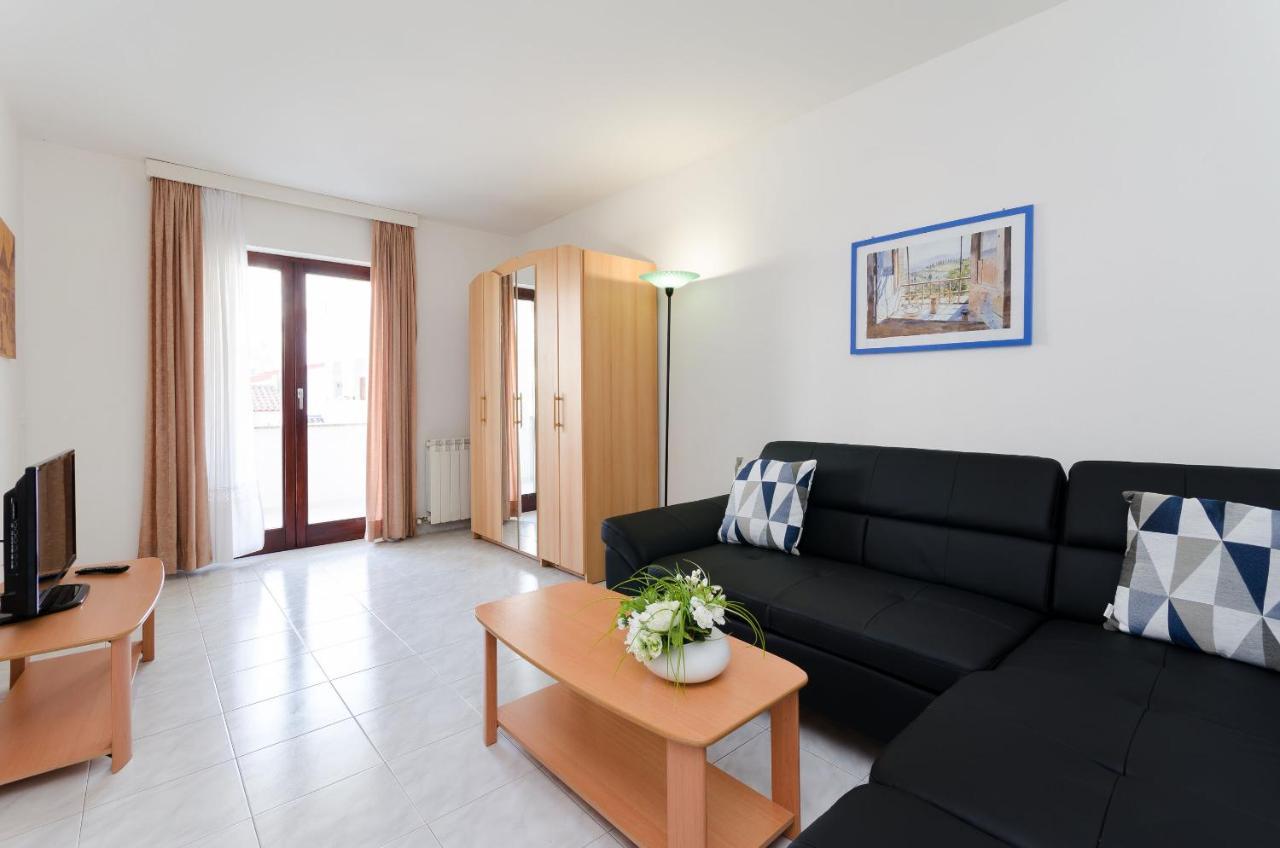 Apartments Gloria Vrsar Luaran gambar