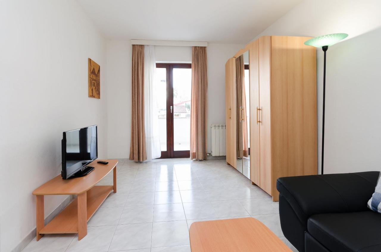 Apartments Gloria Vrsar Luaran gambar