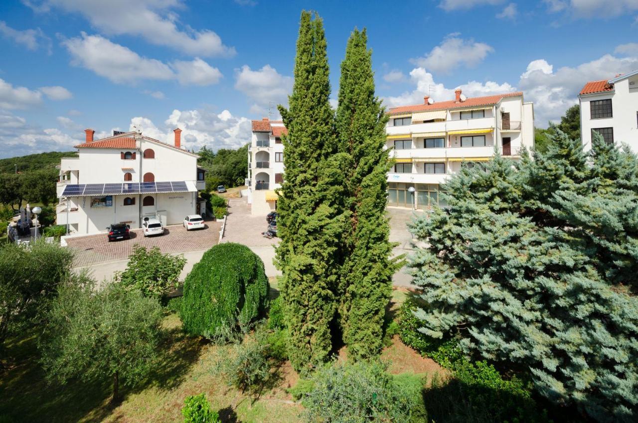 Apartments Gloria Vrsar Luaran gambar